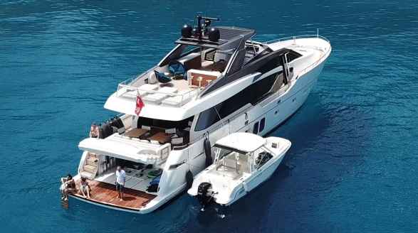 Squalo, 26m charter yacht