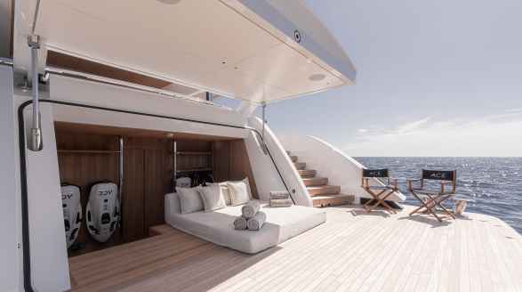 Ace, 44.3m charter yacht