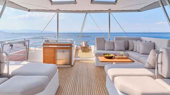 Alexandra II, 20m charter yacht