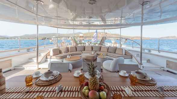 Almyra II, 50m charter yacht