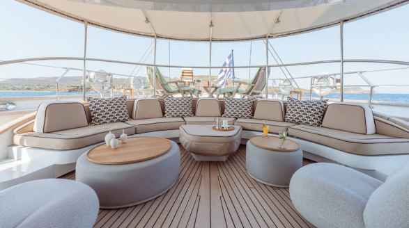 Almyra II, 50m charter yacht