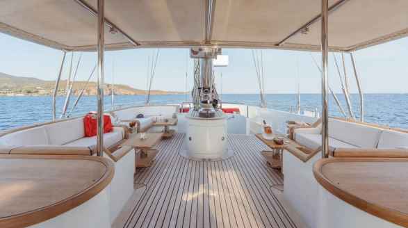 Almyra II, 50m charter yacht
