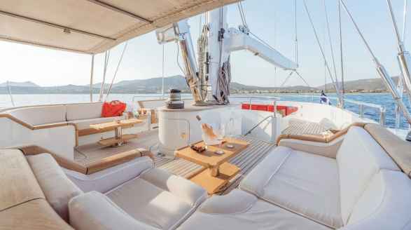 Almyra II, 50m charter yacht