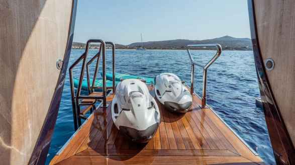 Almyra II, 50m charter yacht