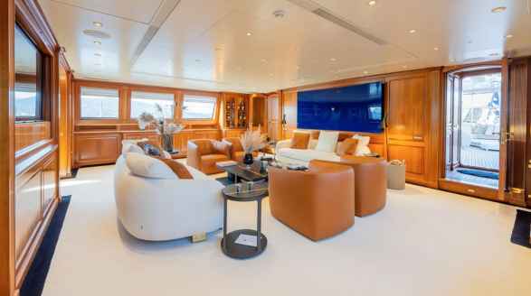 Almyra II, 50m charter yacht