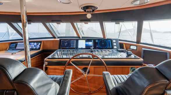 Almyra II, 50m charter yacht