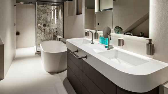 Anetta, 40m charter yacht