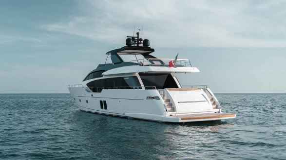 Astrimare, 27m charter yacht