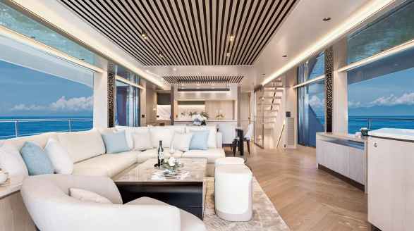 Aura, 27m charter yacht