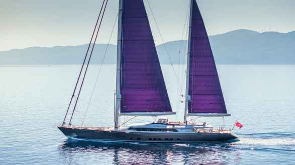 Baracuda Valletta, 50m charter yacht