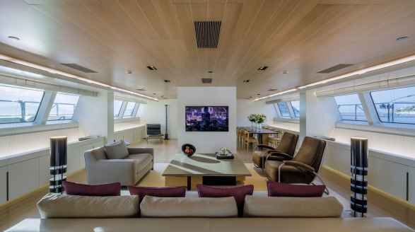 Baracuda Valletta, 50m charter yacht