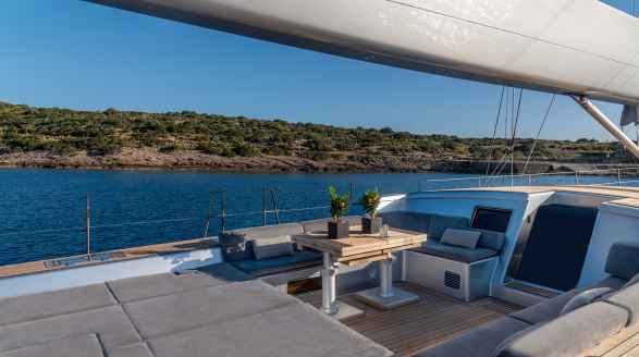 30m Perini Navi sailing yacht Black Lion for charter - deck