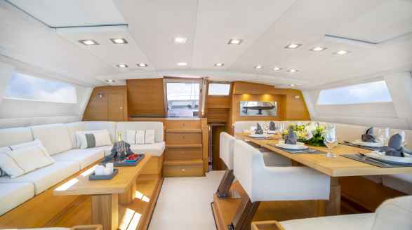 30m Perini Navi sailing yacht Black Lion for charter - dining