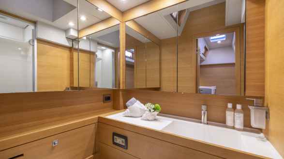 30m Perini Navi sailing yacht Black Lion for charter - twin suite ensuite