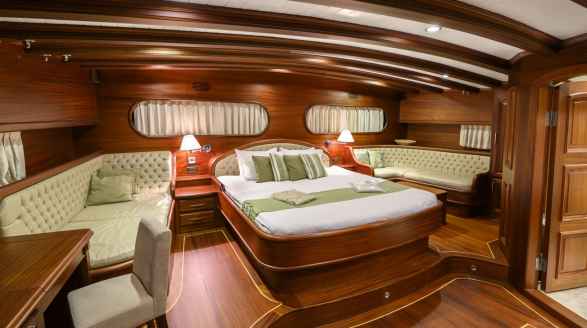 Caner IV, 36m charter yacht