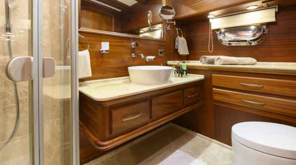 Caner IV, 36m charter yacht