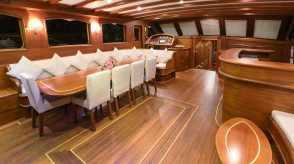 Caner IV, 36m charter yacht