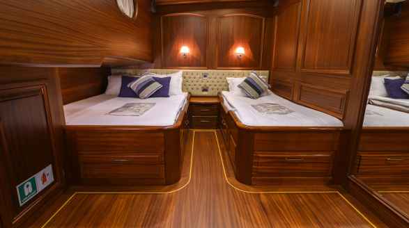 Caner IV, 36m charter yacht