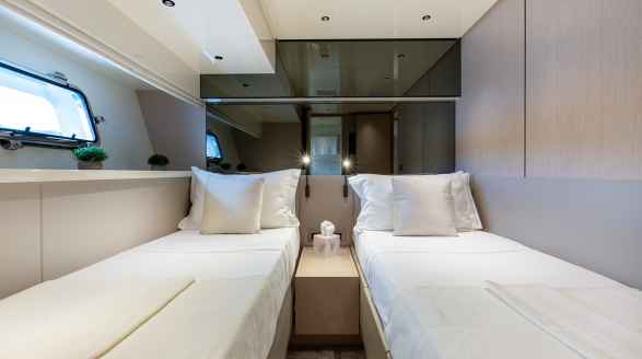 Cloud IX, 23.7m charter yacht