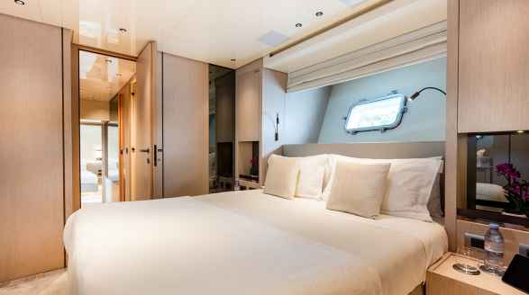 Cloud IX, 23.7m charter yacht