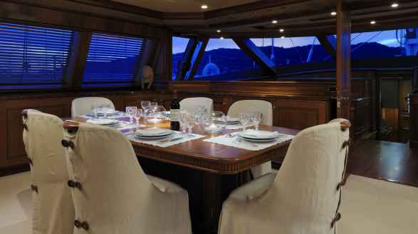 53m sailing yacht Drumbeat for charter - dining area