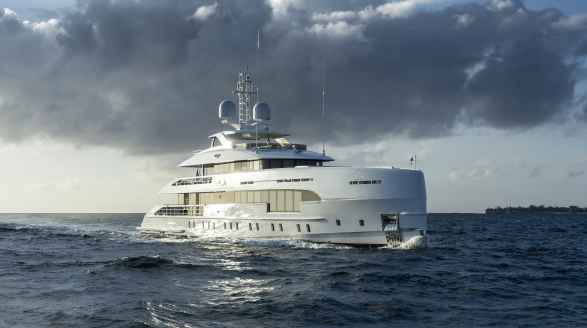 Ela, 50m charter yacht