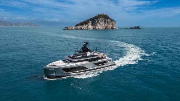 Enterprise, 38m charter yacht