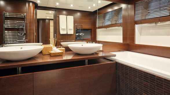 36.9m motor yacht Hakuna Matata for charter - master suite ensuite