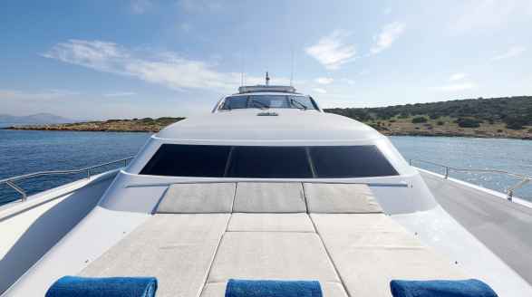 36.9m motor yacht Hakuna Matata for charter - sunpads
