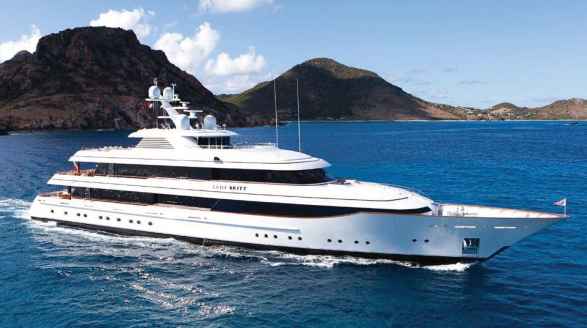 63m motor yacht Lady Britt for charter