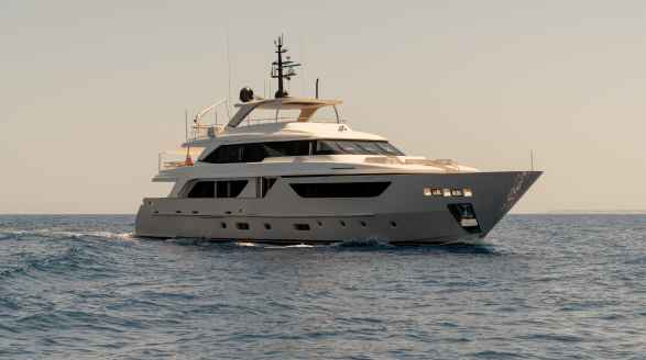 Lance, 38m charter yacht