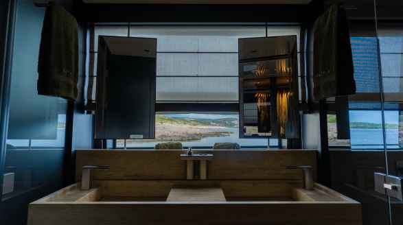 Noor II, 31.1m charter yacht