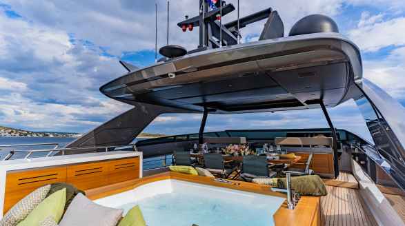 Noor II, 31.1m charter yacht