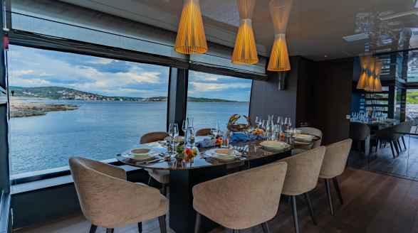 Noor II, 31.1m charter yacht