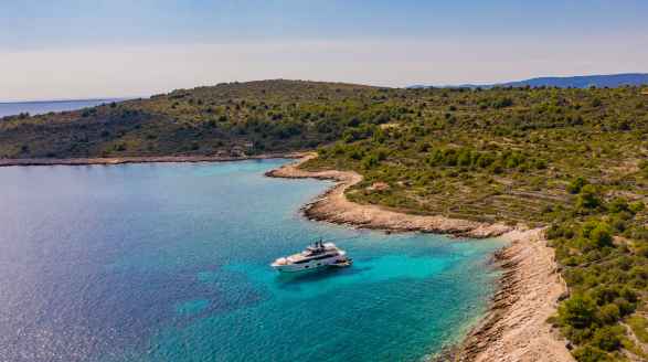 Noor II, 31.1m charter yacht