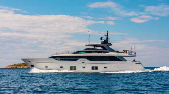 Noor II, 31.1m charter yacht