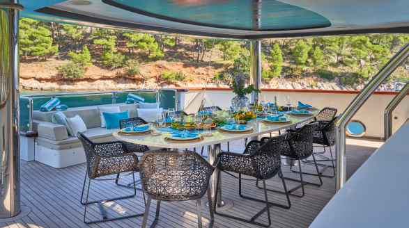 Omnia, 46m charter yacht