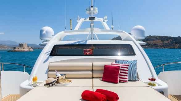 Rebecca V, 25.8m charter yacht - sunpads