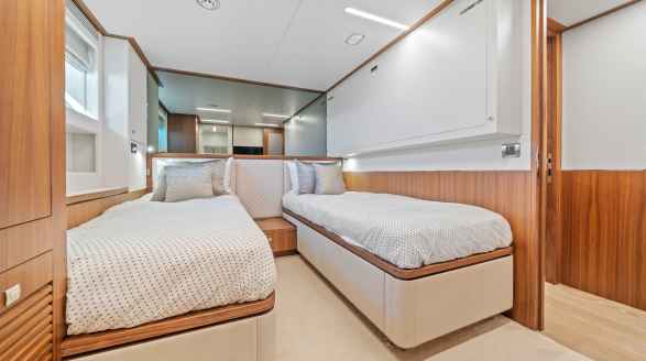 Rio, 27m charter yacht