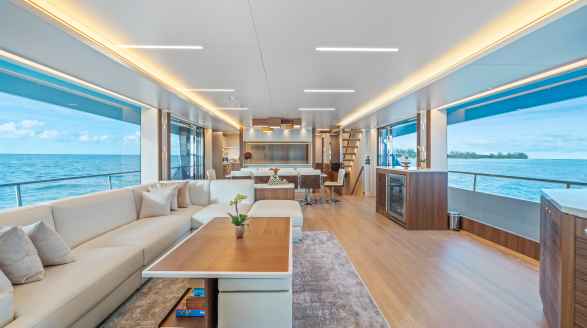 Rio, 27m charter yacht
