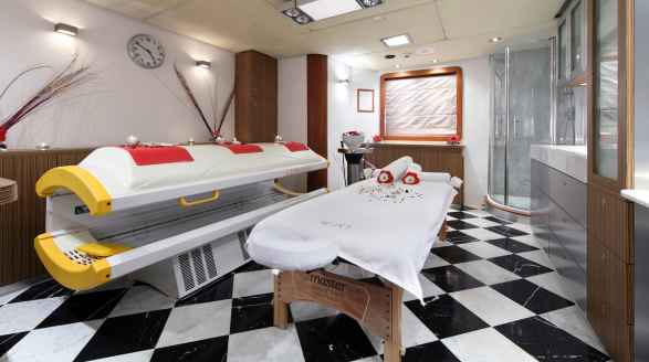 69m superyacht Sherakhan for charter - spa