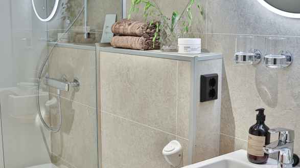 Vikingfjord, 41.8m charter yacht