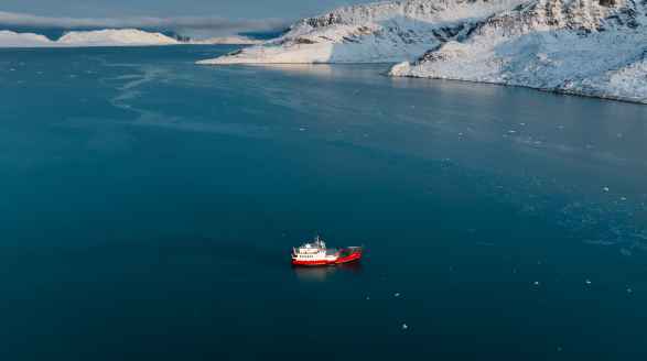 Vikingfjord, 41.8m charter yacht