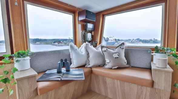 Vikingfjord, 41.8m charter yacht