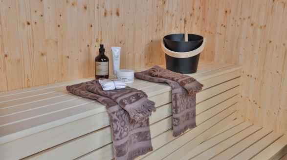 Vikingfjord, 41.8m charter yacht