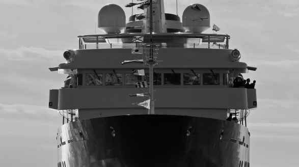 76m explorer yacht Yersin for charter