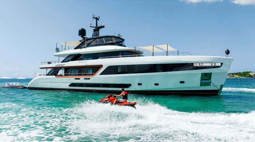 Koju 37M (121.5FT) motor yacht