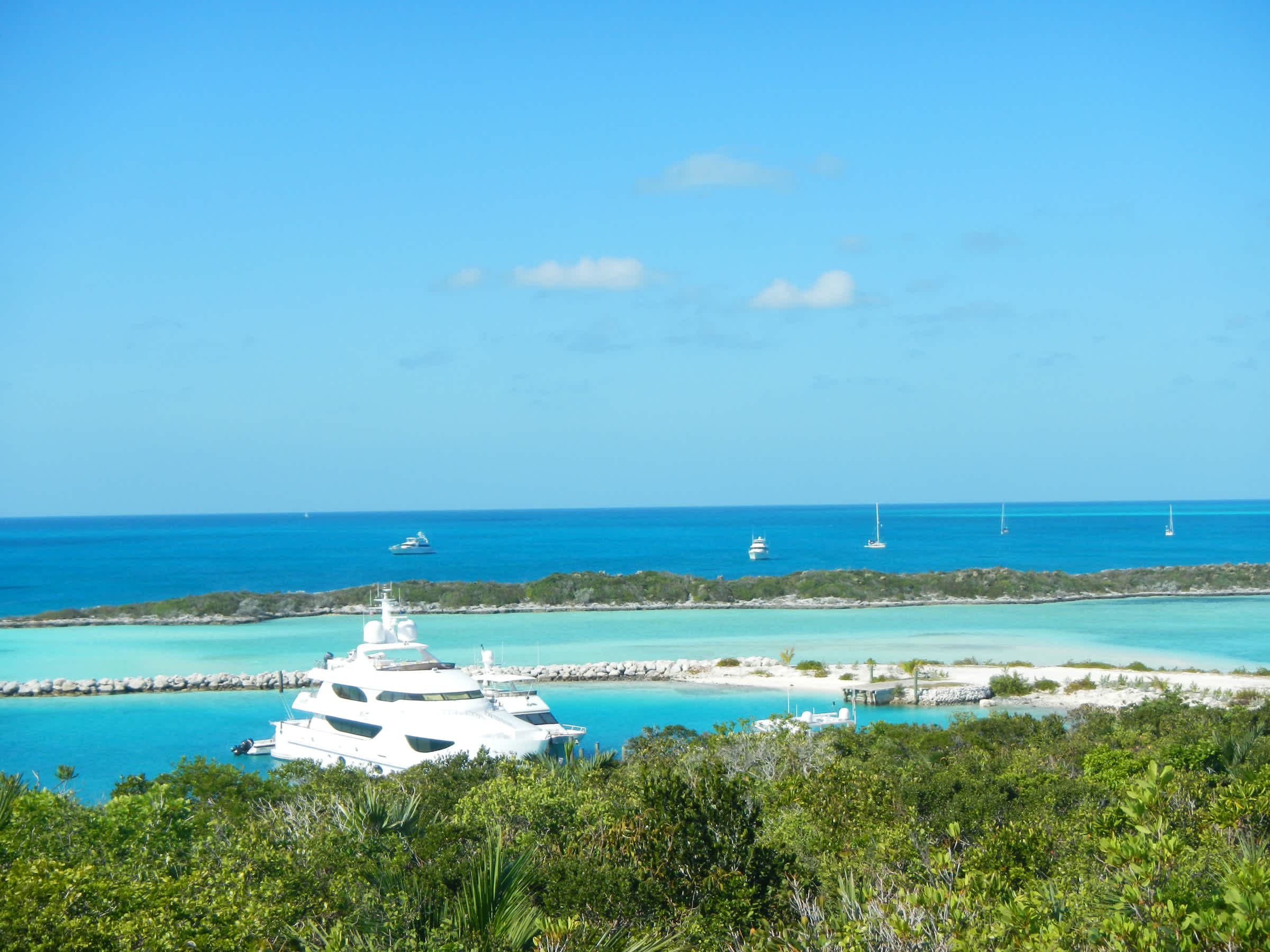 Superyacht Charter Highbourne Cay