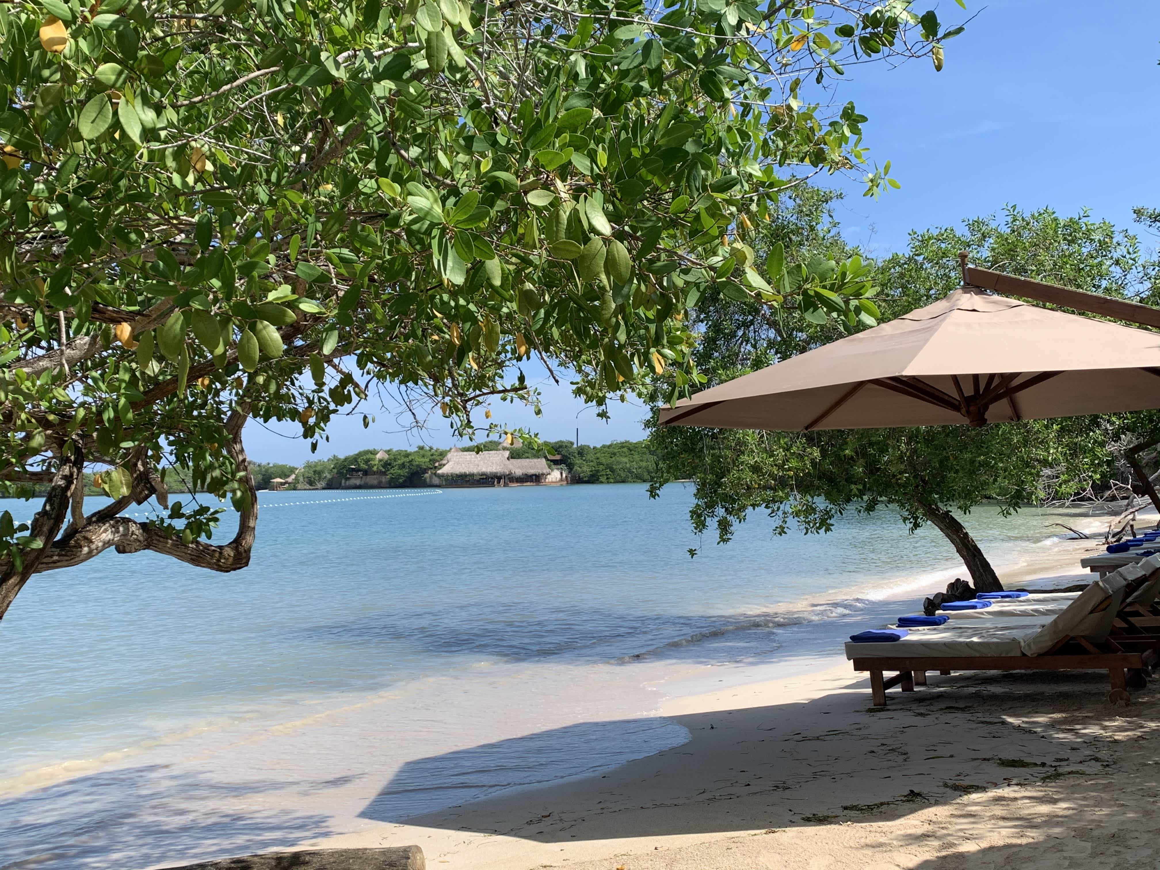 Isla Mucura Superyacht Charter