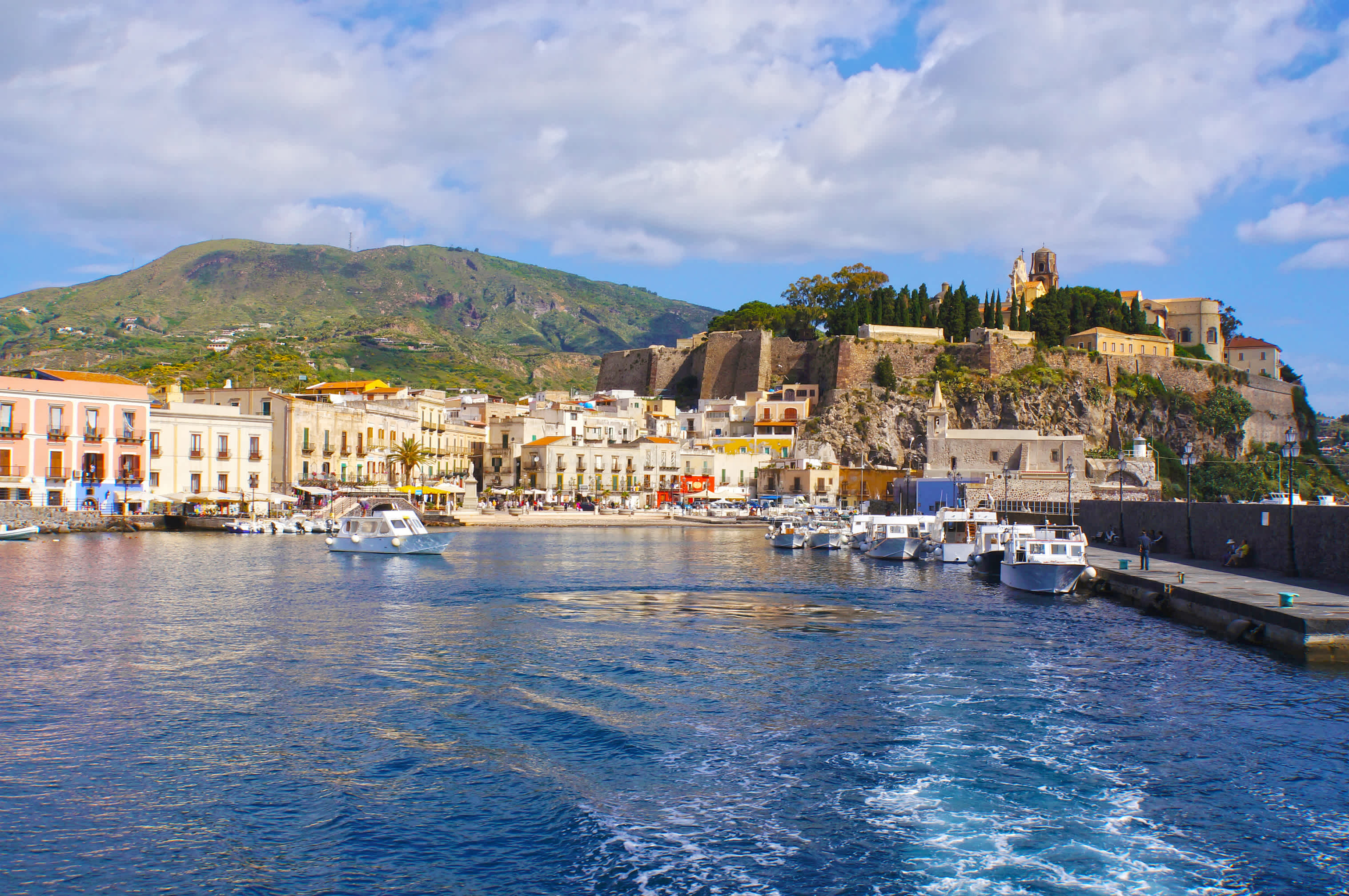 Superyacht charter Lipari, Sicily 